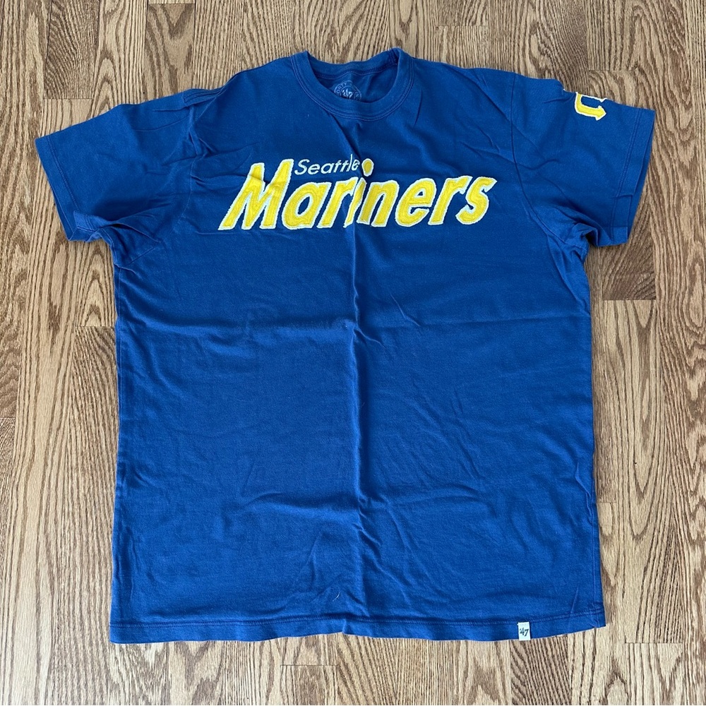 Seattle Mariners Men’s Small Shirt